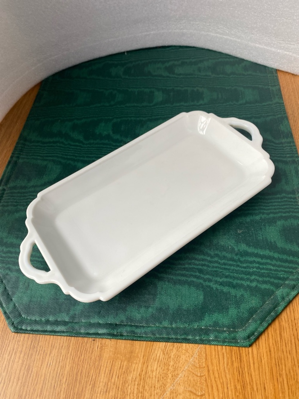 Vintage 1950s McKee Plymouth USA Thumbprint Milk Glass Tray MCM